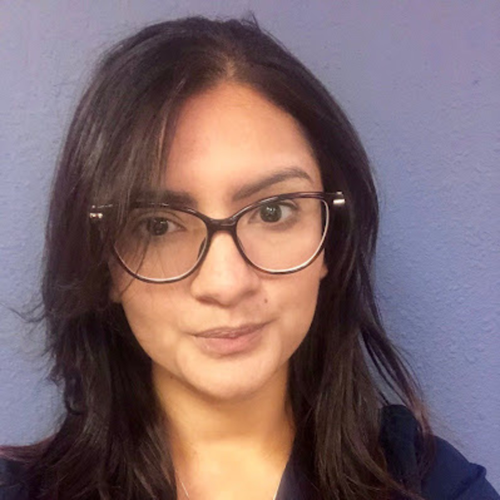 Meet your Posher, Elizabeth